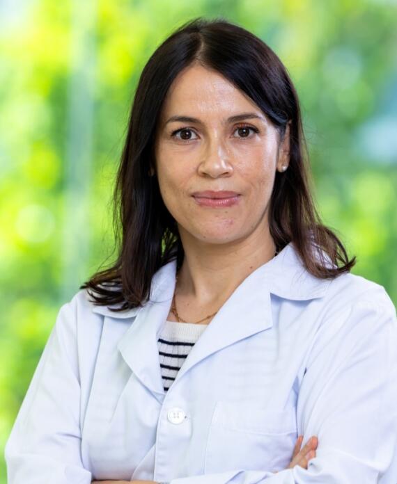 Dr ª Karina Lopes