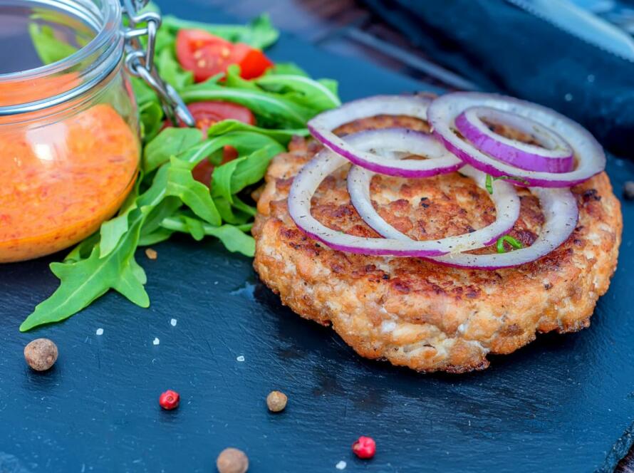 Deliciosos hambúrgueres de atum